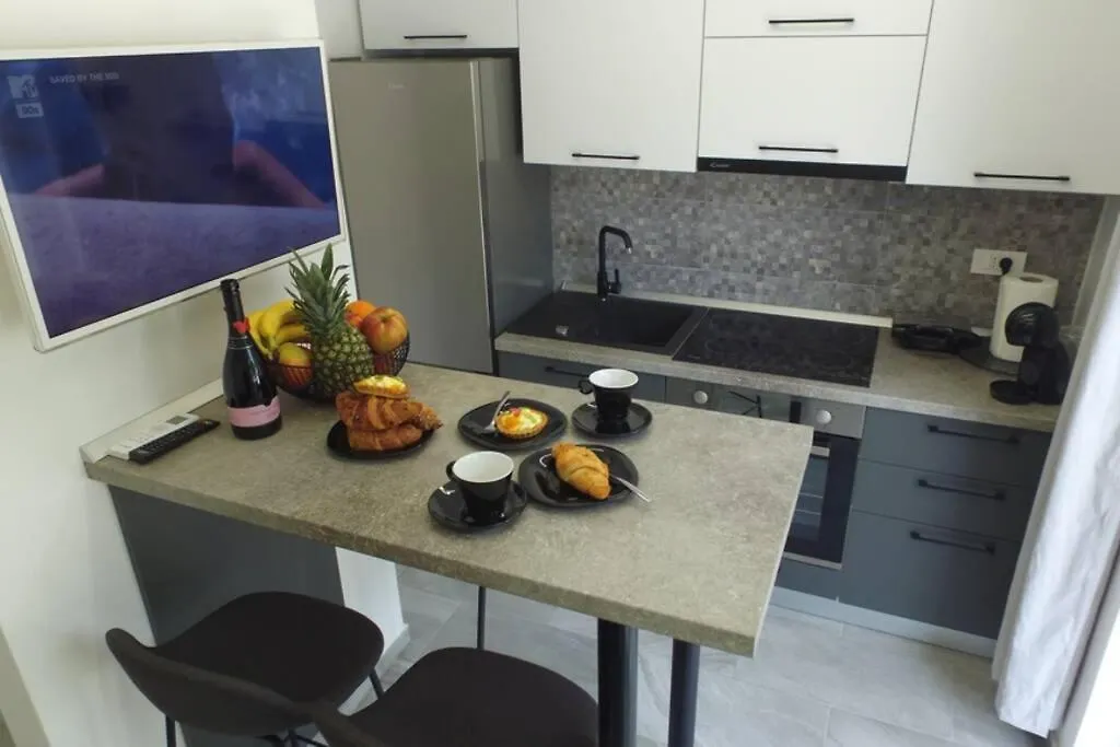 Apartment In Park Forest Soline Near The Sea Pjescana Uvala 0*,  Chorvatsko