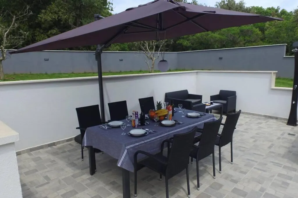 Apartment In Park Forest Soline Near The Sea Pjescana Uvala 0*,  Croatia