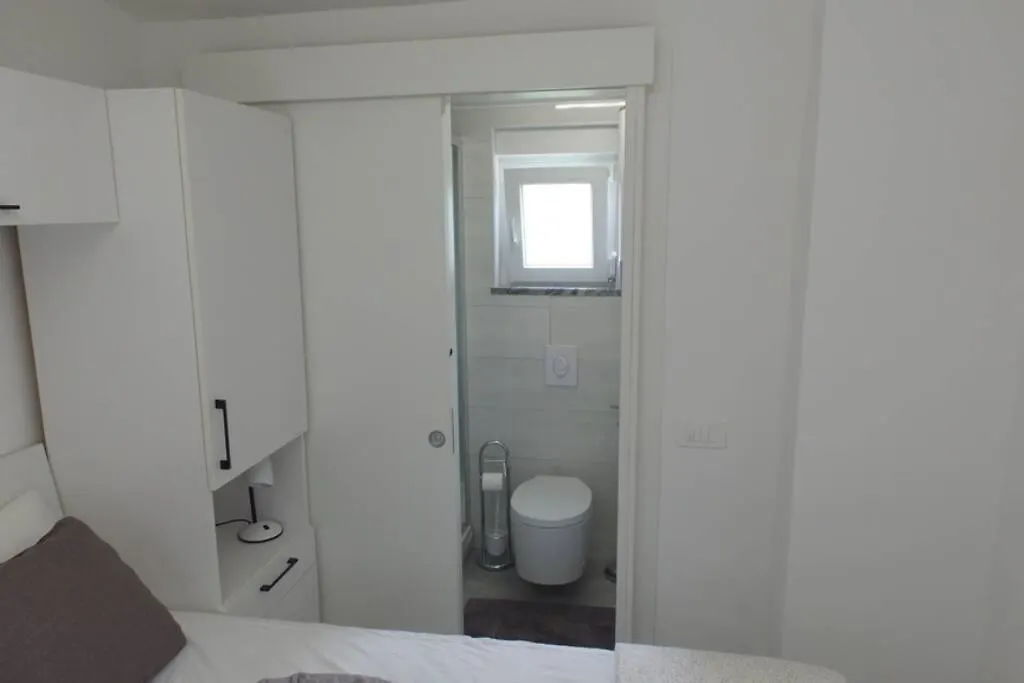 Apartment In Park Forest Soline Near The Sea Pjescana Uvala 0*,